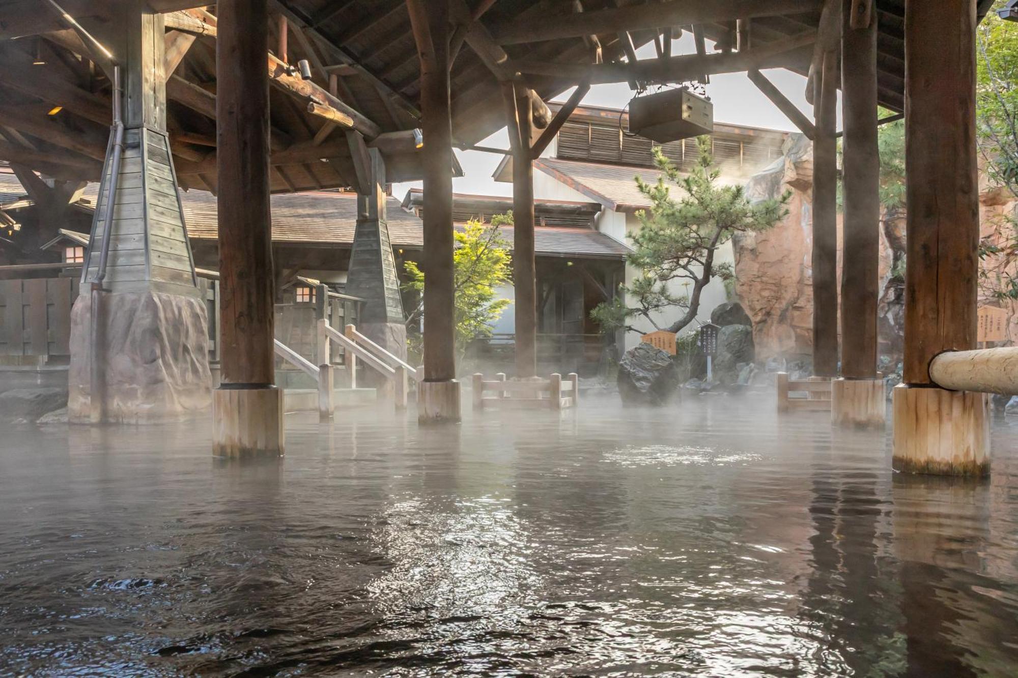 Spa Resort Hawaiians Monolith Tower Iwaki  Exterior photo