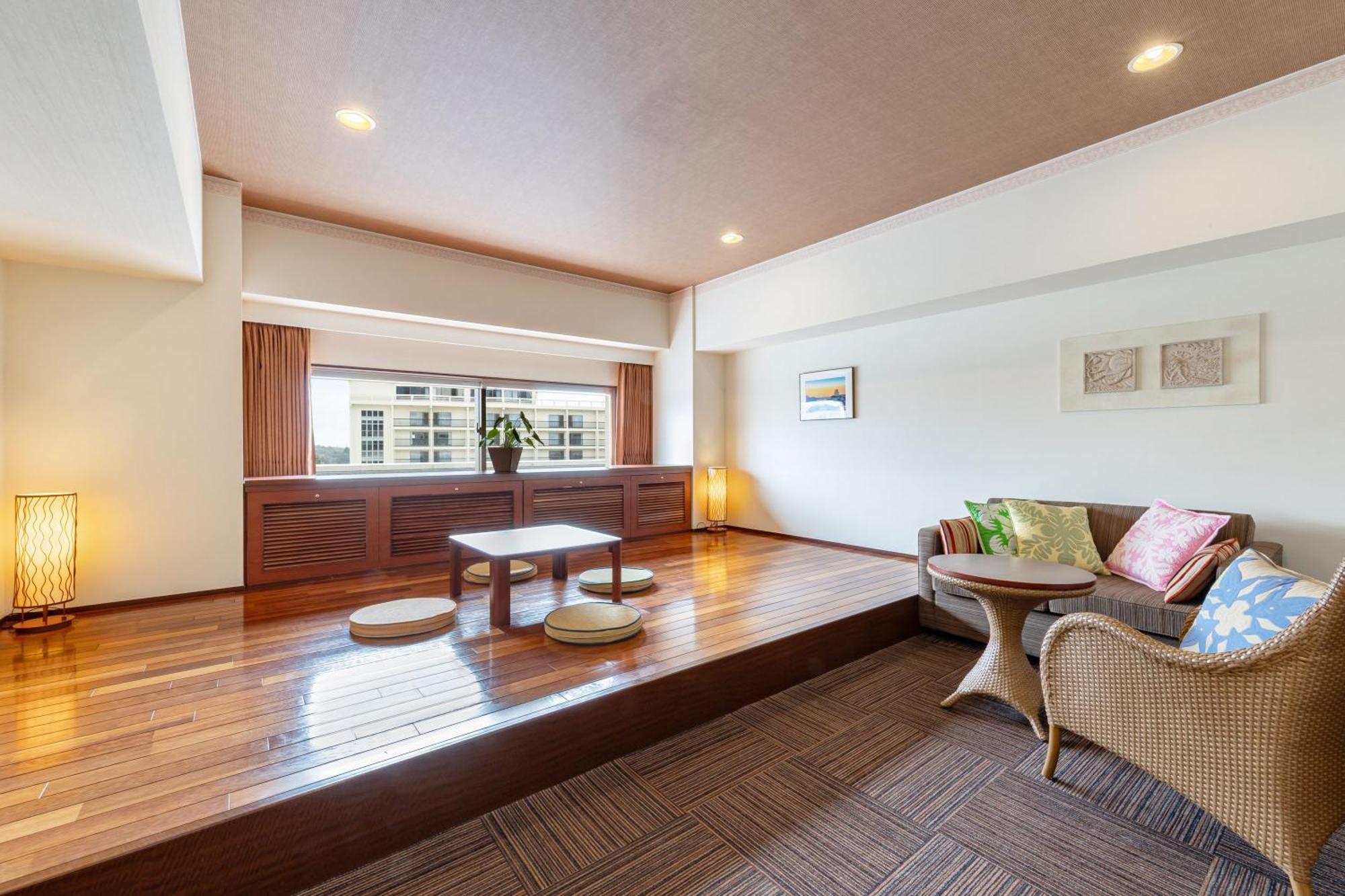 Spa Resort Hawaiians Monolith Tower Iwaki  Exterior photo